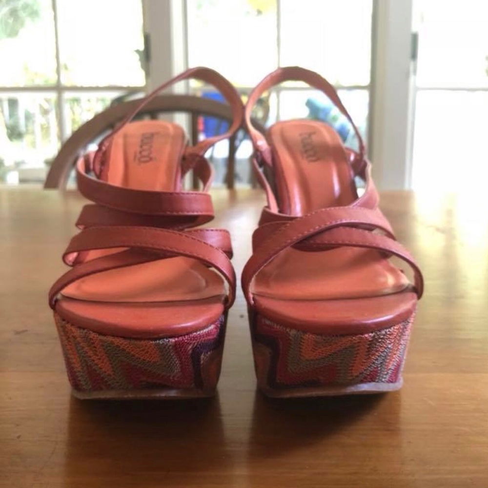 Shoes - Picture 4 of 4